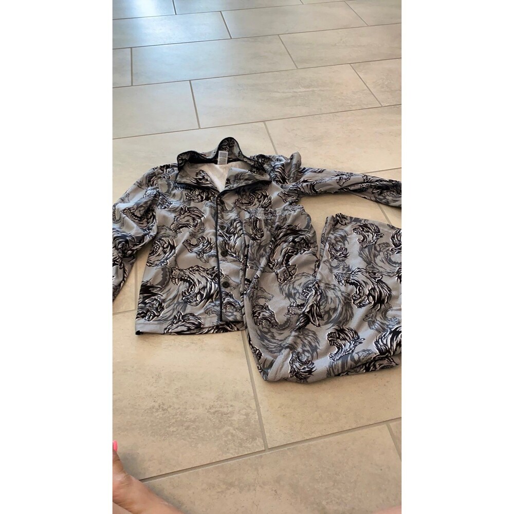 Like new Joe Boxer Boys Flannel PJ set